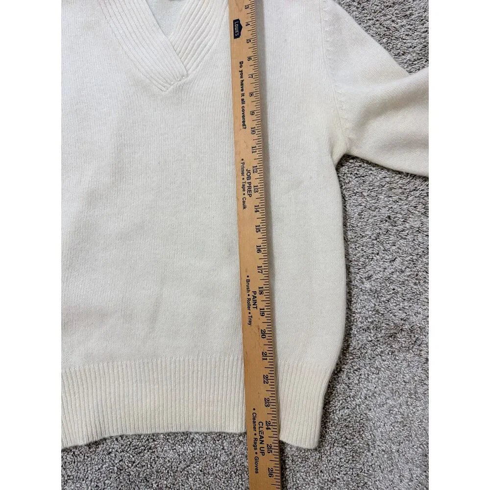 Vintage Selecca Ivory Lambswool Angora V-Neck Sweater Medium Natural Fiber